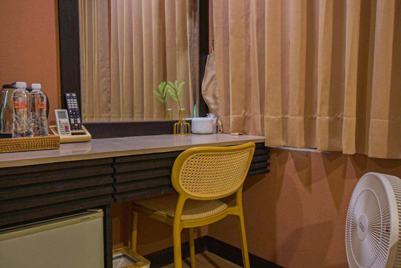 Ashare Hotel Yilan Dış mekan fotoğraf